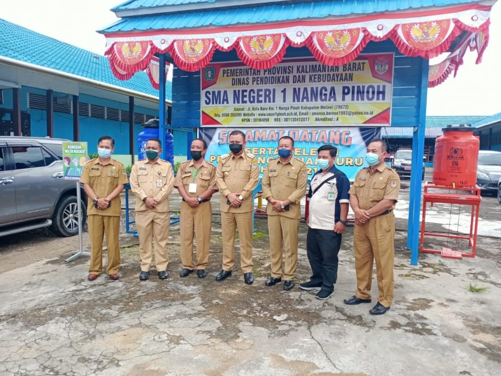 Tinjau Pelaksanaan Seleksi Penerimaan (PPPK) Guru di SMA NEGERI 1, Ini Pesan Bupati Melawi