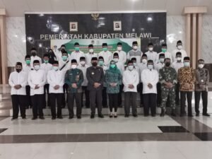 Bupati Melawi Kukuhkan Pengurus LPTQ Kabupaten Melawi