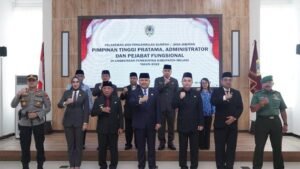 Bupati Melawi lantik Pejabat Pimpinan Tinggi Pratama, Pejabat Administrator, dan Pejabat Fungsional