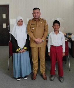 Didukung Bupati, Dua Siswa Madrasah Melawi Wakili Kalbar pada KSM Tingkat Nasional