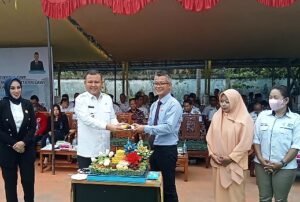 Pisah Sambut Disertai HUT Ke-15 Tahun PERUMDAM Tirta Melawi