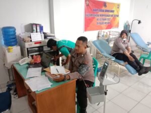 Satbinmas Polres Melawi Bersama Satpam, Gelar Baksos Donor Darah Peringati HUT Satpam Ke – 42