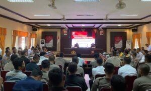 Bidkum Polda Kalbar Berikan Sosialisasi dan Penyuluhan Hukum di Polres Melawi