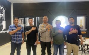 Kapolres Melawi Silaturahmi Bersama Panglima Jilah, Ketua DAD, Ketua Fopad dan Ketua DPC Tariu Borneo