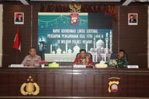 Kapolres Melawi Akan Menindak Tegas Pelaku Perang Petasan dan Pemasok Petasan Saat Perayaan Idul Fitri 1444 H di Jembatan