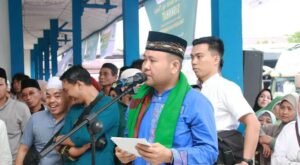 Bupati Dadi, Lepas Keberangkatan Calon Jamaah Haji Melawi