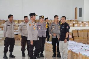 Sambangi Gudang dan Kantor KPU, Kapolres Melawi Cek Logistik Pemilu 2024