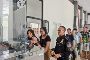 Arus Balik Lebaran 2024, Tercatat 13.035 Orang Melintasi Pos Lintas Batas Entikong