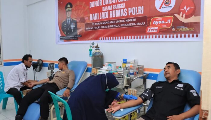 Polres Melawi Kolaborasi dengan PMI Adakan Donor Darah dalam Rangka Hari Jadi Humas Polri