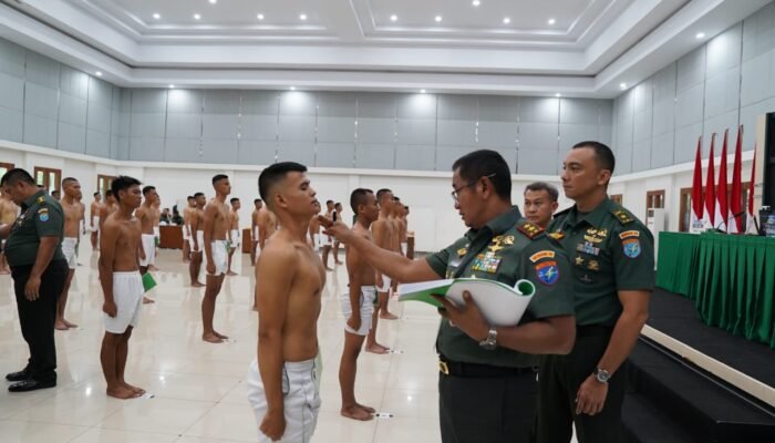 Pangdam XII/Tpr Pimpin Sidang Parade Caba PK TNI AD