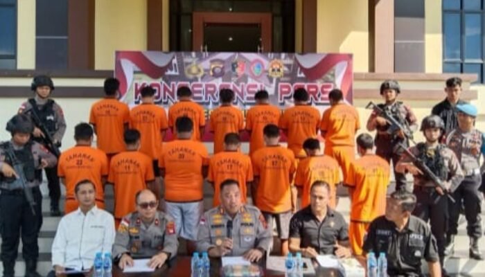 Kasus Pengeroyokan Viral di Kapuas Hulu: Polisi Resmi Umumkan 15 Orang Tersangka