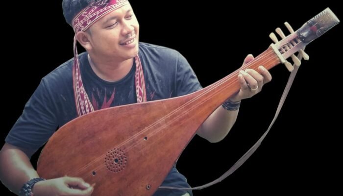“Menjaga Jejak Leluhur”, Habib Padilah Siap Tulis Buku Budaya Sayan Berkat Bantuan Pemajuan Kebudayaan 2025