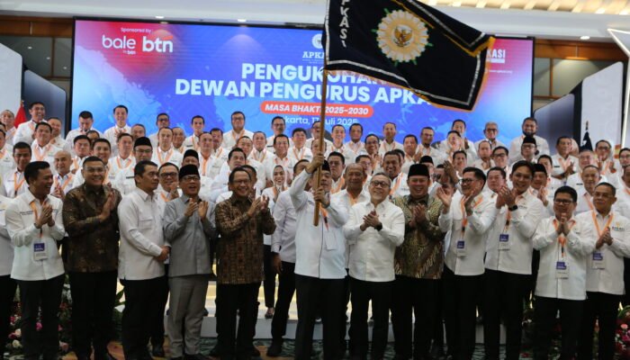 Bupati Melawi Jabat Sekretaris Bidang Hukum dan Advokasi APKASI 2025–2030