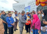 Gubernur Kalbar Hadiri Gerakan Pangan Murah di Melawi, Sediakan 1.000 Paket Sembako