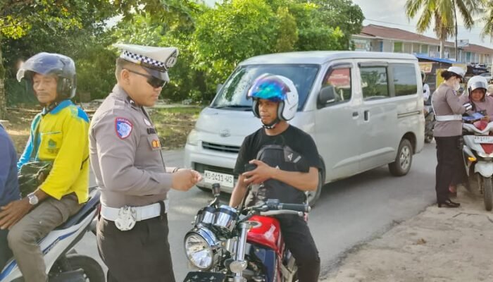 Hari ke-6 Operasi Zebra 2025: 17 Tilang, 305 Teguran, Edukasi Tetap Jadi Prioritas Polres Melawi