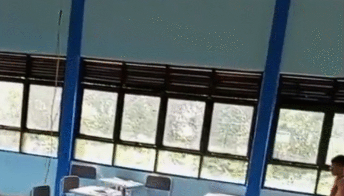 Plafon Kelas Ambruk, DPRD Melawi Desak Pemprov Kalbar Bertindak Cepat