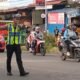 Di Balik Seragam dan Terik Matahari: Dedikasi Tanpa Henti Personel Lalu Lintas Polres Melawi