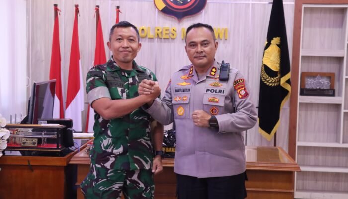 Jaga Stabilitas Wilayah, Kapolres Melawi dan Dandim 1205/Sintang Pererat Sinergi