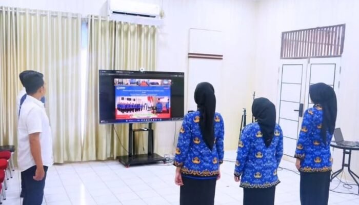 Tiga Srikandi Kantah Melawi Resmi Diambil Sumpah sebagai PNS, Bagus Ariyadi Tekankan Integritas dan Pengabdian