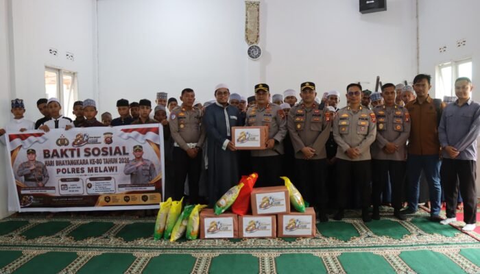 Hari Bhayangkara ke-80, Polres Melawi Gelar Bakti Sosial, Sunatan Massal hingga Car Free Day Bersama Masyarakat