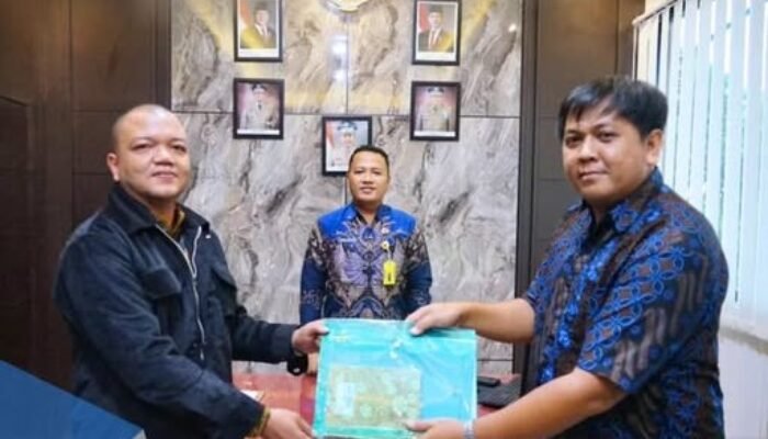 Serah Terima Protokol PPAT Jadi Langkah Strategis Wujudkan Pelayanan Pertanahan Prima