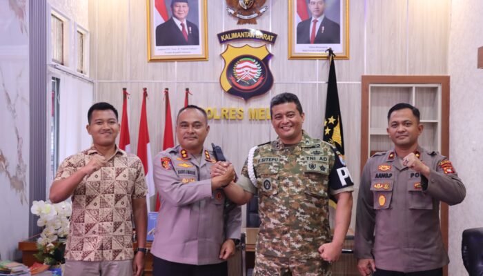 Perkuat Sinergitas TNI–Polri, Dandenpom XII/1 Sintang Kunjungi Kapolres Melawi