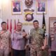 Perkuat Sinergitas TNI–Polri, Dandenpom XII/1 Sintang Kunjungi Kapolres Melawi