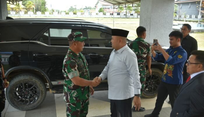 Kasdam XII/Tanjungpura Kunjungi Melawi, Tinjau Program Teritorial dan Perkuat Sinergi TNI-Pemda Bangun Daerah