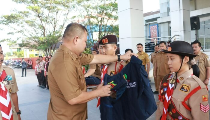 21 Pramuka Melawi Berangkat ke Jamnas XII, Bupati : Jaga Nama Baik Daerah