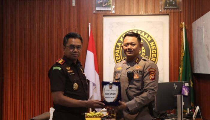 Kapolres Melawi Perkuat Sinergitas, Sambangi Kejaksaan dan Kodim 1205 Sintang