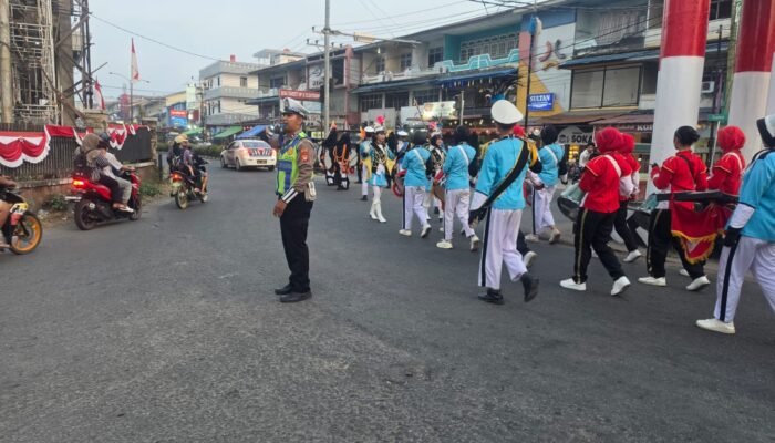 Pawai HUT ke-77 Paroki Santa Maria Dikawal Satlantas Polres Melawi