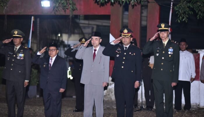 Wabup Malin Hadiri Apel Kehormatan dan Renungan Suci HUT ke-81 RI, Kapolres Melawi Selaku Inspektur Upacara