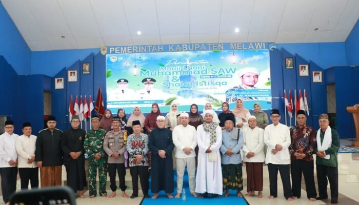Maulid Nabi 1448 H di Melawi Dirangkai Shalat Istisqa, Bupati Ajak ASN Teladani Akhlak Rasulullah