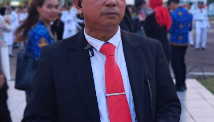 Kabag Humas Melawi Apresiasi Paskibraka dan Seluruh Petugas, Rangkaian Upacara HUT ke-81 RI Berjalan Sukses