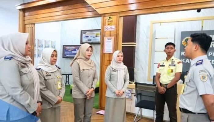 Pastikan Berkas Tak Terlambat, Kantor Pertanahan Melawi Intensifkan Kendali Pelayanan Masyarakat Lebih Cepat dan Tepat Waktu