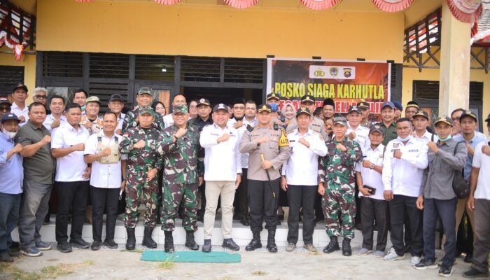 Bupati Melawi Bersama Satgas Karhutla Mabes TNI Pantau Kondisi Ella Hilir, Perkuat Sinergi Penanganan Kebakaran