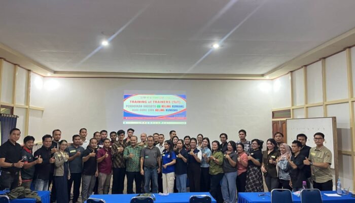 KSP CU Keling Kumang Perkuat Regenerasi Gerakan, Guru dan Dosen Dibekali TOT Pendidikan Gen Z