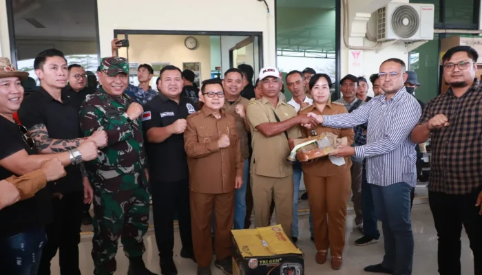 Wabup Melawi Bersama Satgas Karhutla Mabes TNI Tinjau Penanganan Kebakaran di Wilayah PT RKA