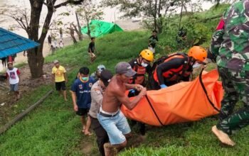 Setelah Tiga Hari Dicari, Korban Tenggelam di Sungai Melawi Akhirnya Ditemukan