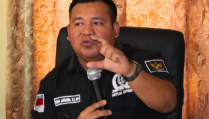 Ketua DPRD Melawi Minta Mukti Group, PT AKM dan Satgas Bergerak Tangani Karhutla di Tanah Pinoh Barat