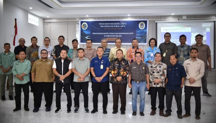Pemkab Melawi Bahas Penataan Perkotaan Nanga Pinoh Melalui FGD dan Konsultasi Publik KLHS